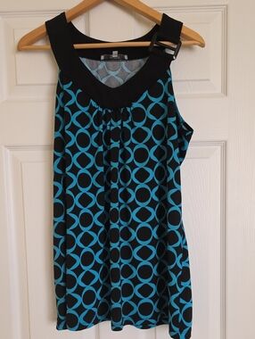 Black & Blue Geometric Tank Top with Buckle Strap
